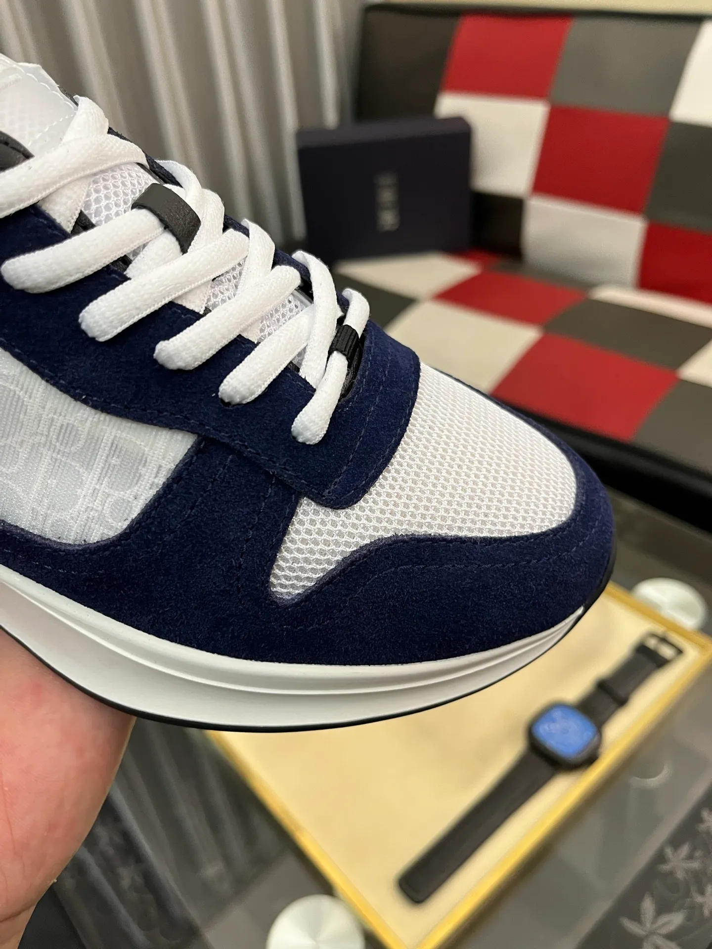 Men's shoes💰: 360⌚️⌚️[Dior] Dior's new men's genuine leather casual shoes, the highest version on the market, any comparison is welcome🆚! The original leather has excellent texture and is super high-end! Fetal sheep net lining imported from Italy, removable pad! Luxurious materials and fine workmanship, highly recommended! Code number: 38-444️⃣Colors available